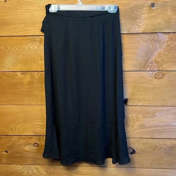 Krisa by revolve womens‎ wrap asymmetrical skirt XS oversized black midi event - Picture 5 of 11